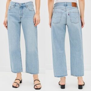 Levi’s 501 90s Ankle Jeans, Light Wash (By Your Side) | Size 29 / 8